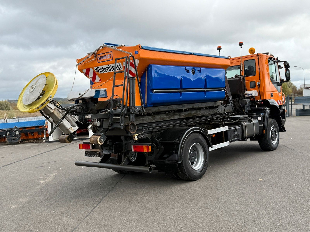 Iveco Trakker 330 EEV Winterdienst Abroll - Крюковой мультилифт: фото 4 Iveco Trakker 330 EEV Winterdienst Abroll - Крюковой мультилифт: фото 4