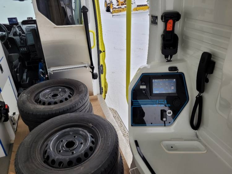 Машина скорой помощи FORD TRANSIT 2,0TDI AMBULANCE KLIMA 4.2018 EURO 6, 3 UNITS: фото 9