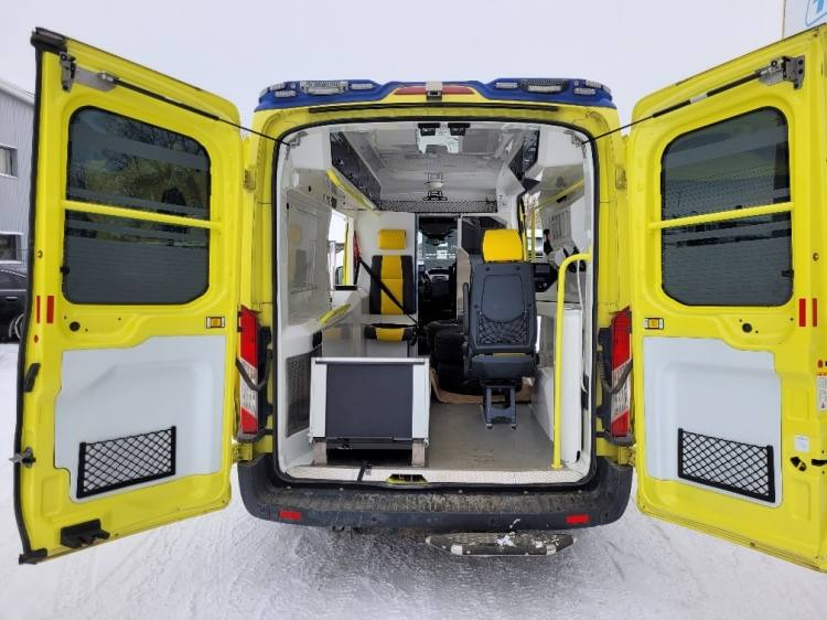 Машина скорой помощи FORD TRANSIT 2,0TDI AMBULANCE KLIMA 4.2018 EURO 6, 3 UNITS: фото 7