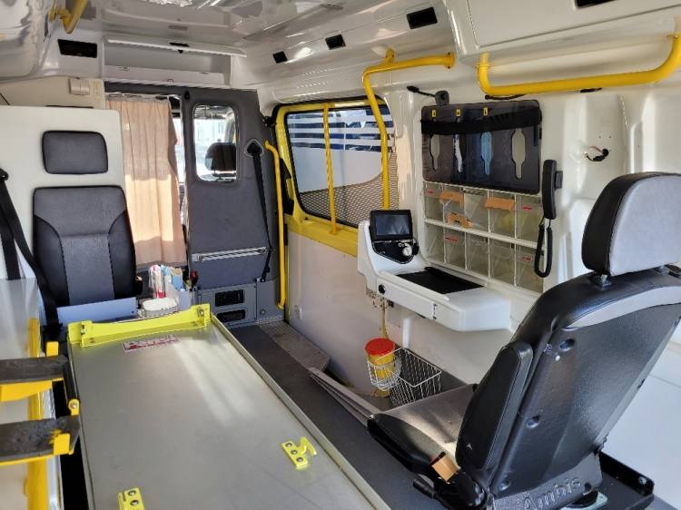 MERCEDES – BENZ SPRINTER 3.0D AMBULANCE (PROFILE) KLIMA 2.2016 EURO 6 - Машина скорой помощи: фото 5 MERCEDES – BENZ SPRINTER 3.0D AMBULANCE (PROFILE) KLIMA 2.2016 EURO 6 - Машина скорой помощи: фото 5
