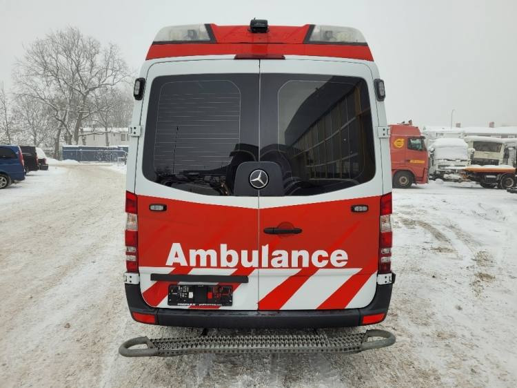 MERCEDES – BENZ SPRINTER 3.0D AMBULANCE (PROFILE) KLIMA 7.2015 EURO 6 - Машина скорой помощи: фото 5 MERCEDES – BENZ SPRINTER 3.0D AMBULANCE (PROFILE) KLIMA 7.2015 EURO 6 - Машина скорой помощи: фото 5