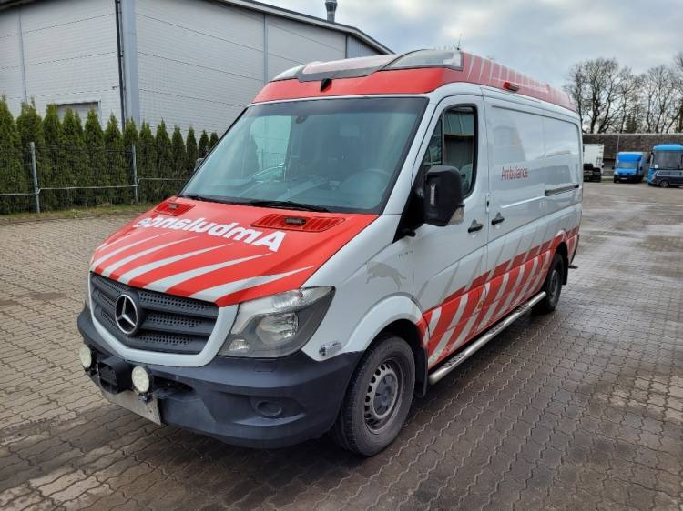 MERCEDES – BENZ SPRINTER 319 AMBULANCE (PROFILE) KLIMA, 6.2017, EURO 6 - Машина скорой помощи: фото 2 MERCEDES – BENZ SPRINTER 319 AMBULANCE (PROFILE) KLIMA, 6.2017, EURO 6 - Машина скорой помощи: фото 2