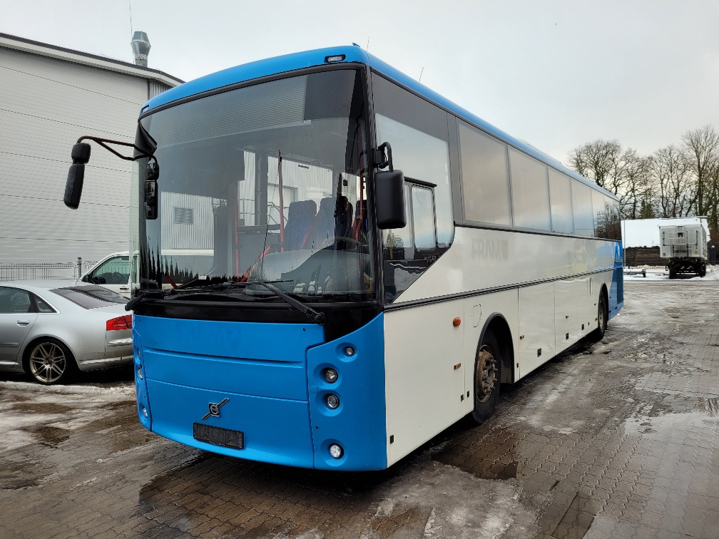 VOLVO B9R VEST HORISONT, KLIIMA, 7.2012, EURO 5, HANDICAP LIFT, 45 seats, 12,7m - Пригородный автобус: фото 2 VOLVO B9R VEST HORISONT, KLIIMA, 7.2012, EURO 5, HANDICAP LIFT, 45 seats, 12,7m - Пригородный автобус: фото 2