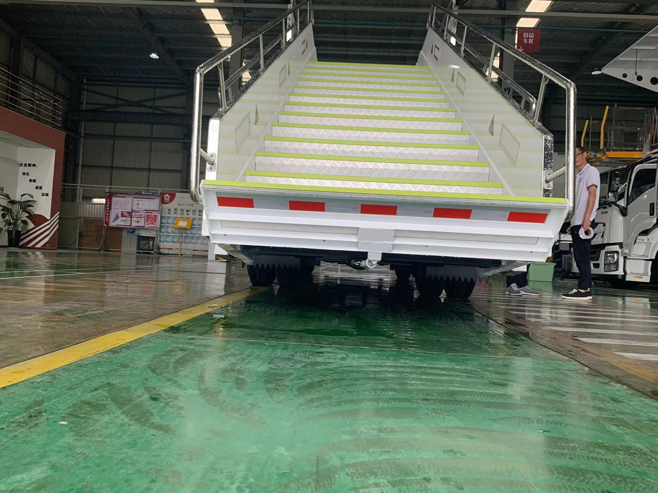 ABC PSD5900 - Пассажирский трап: фото 2 ABC PSD5900 - Пассажирский трап: фото 2