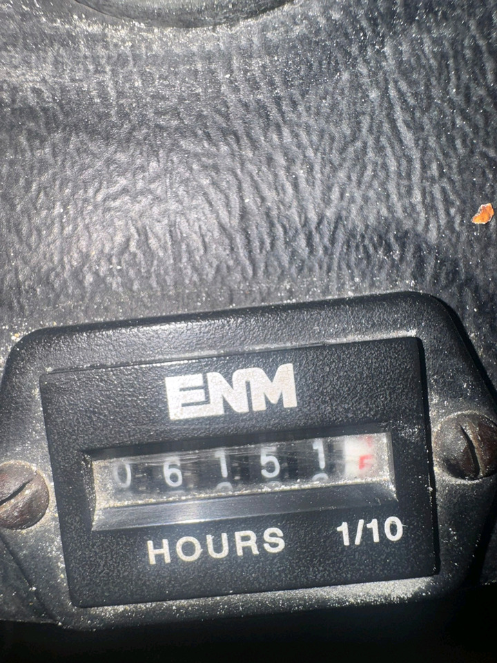 Charlatte 2012 - Багажный тягач: фото 1 Charlatte 2012 - Багажный тягач: фото 1