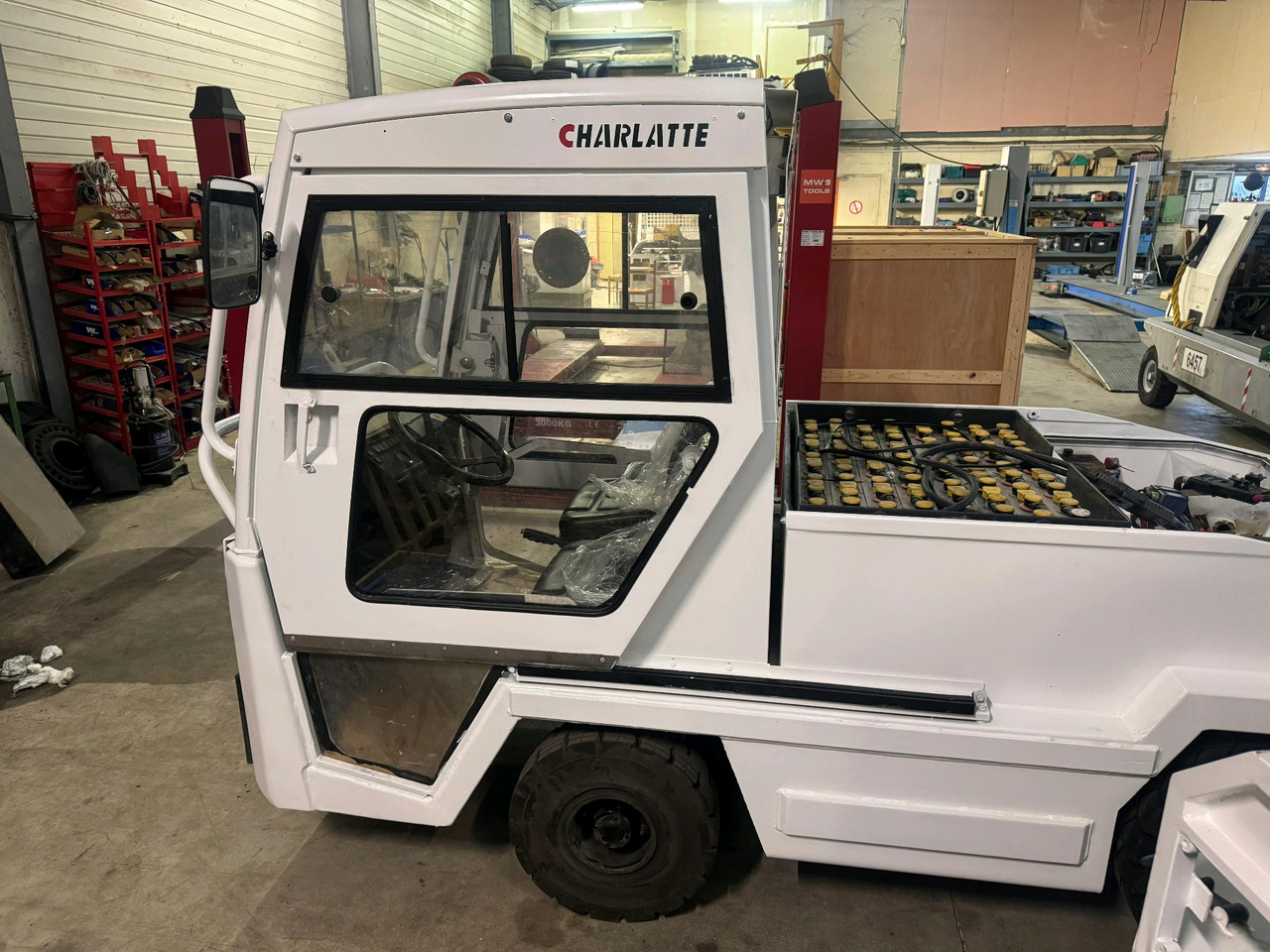 Charlatte 2012 - Багажный тягач: фото 2 Charlatte 2012 - Багажный тягач: фото 2