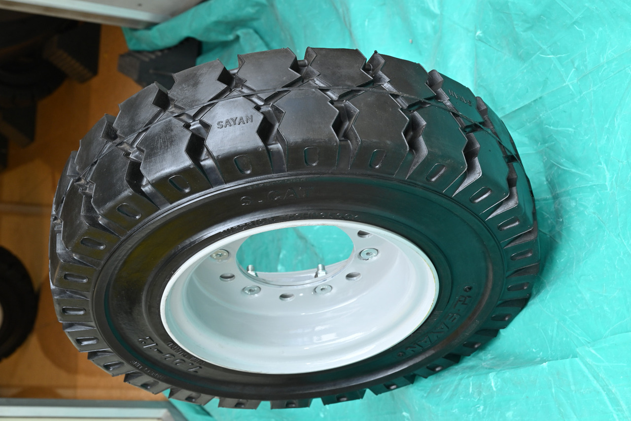 EuroSolid 6.00-9 - Шины и диски для Багажных тягачей: фото 5 EuroSolid 6.00-9 - Шины и диски для Багажных тягачей: фото 5