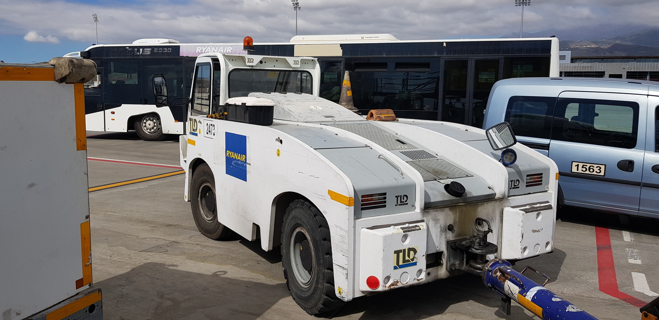 TLD Pushback TMX150-15 - Аэродромный тягач: фото 1 TLD Pushback TMX150-15 - Аэродромный тягач: фото 1