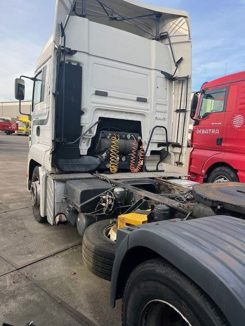 MAN TGA 18.360 TGA18.360 - Тягач: фото 4 MAN TGA 18.360 TGA18.360 - Тягач: фото 4