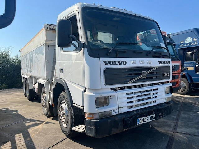 Volvo FM 12 FM12 8x4 - Самосвал: фото 2 Volvo FM 12 FM12 8x4 - Самосвал: фото 2