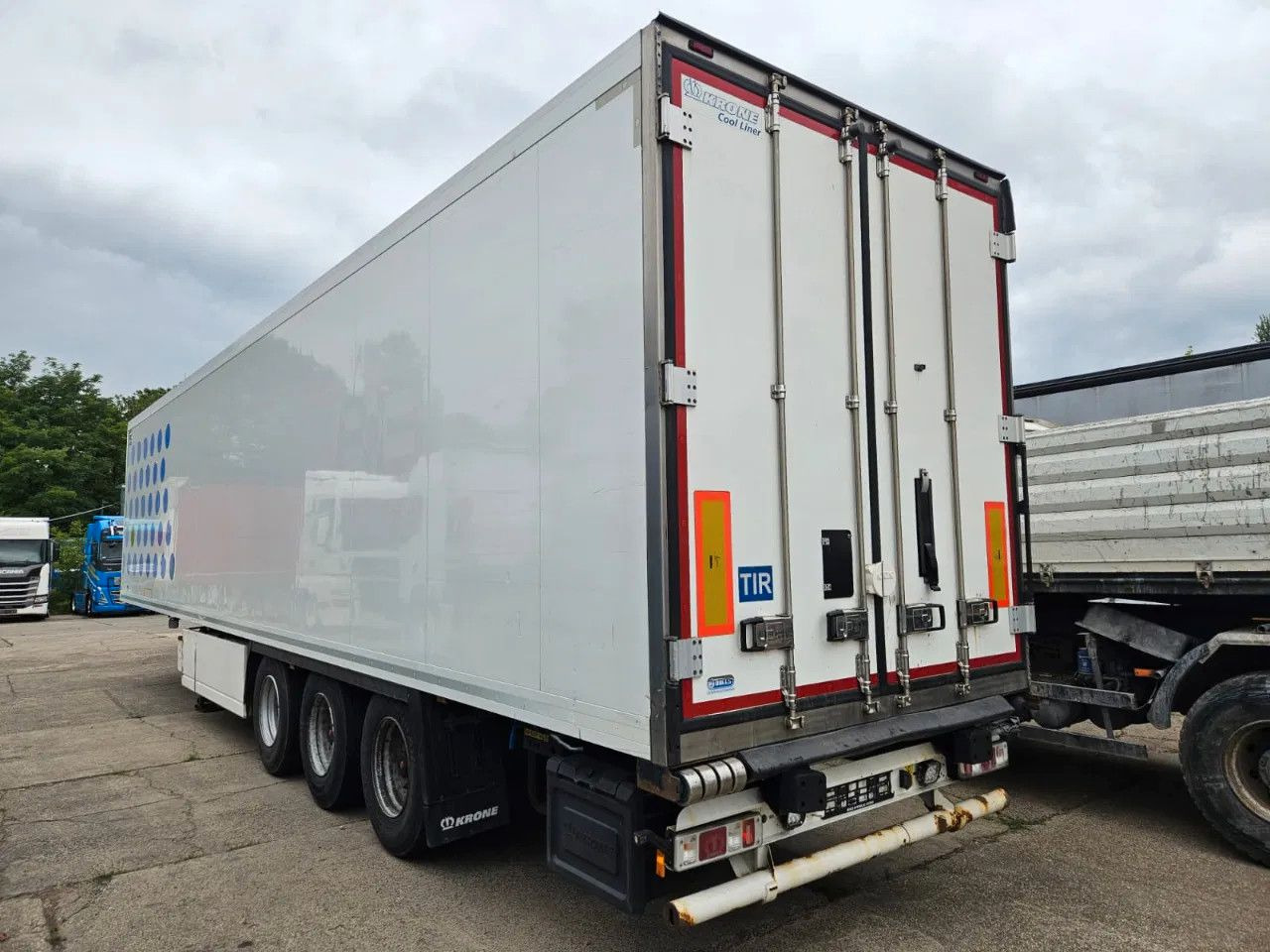 Krone SD-Carrier Vector I550-Total Engine hours 9163 - - Полуприцеп-рефрижератор: фото 4 Krone SD-Carrier Vector I550-Total Engine hours 9163 - - Полуприцеп-рефрижератор: фото 4