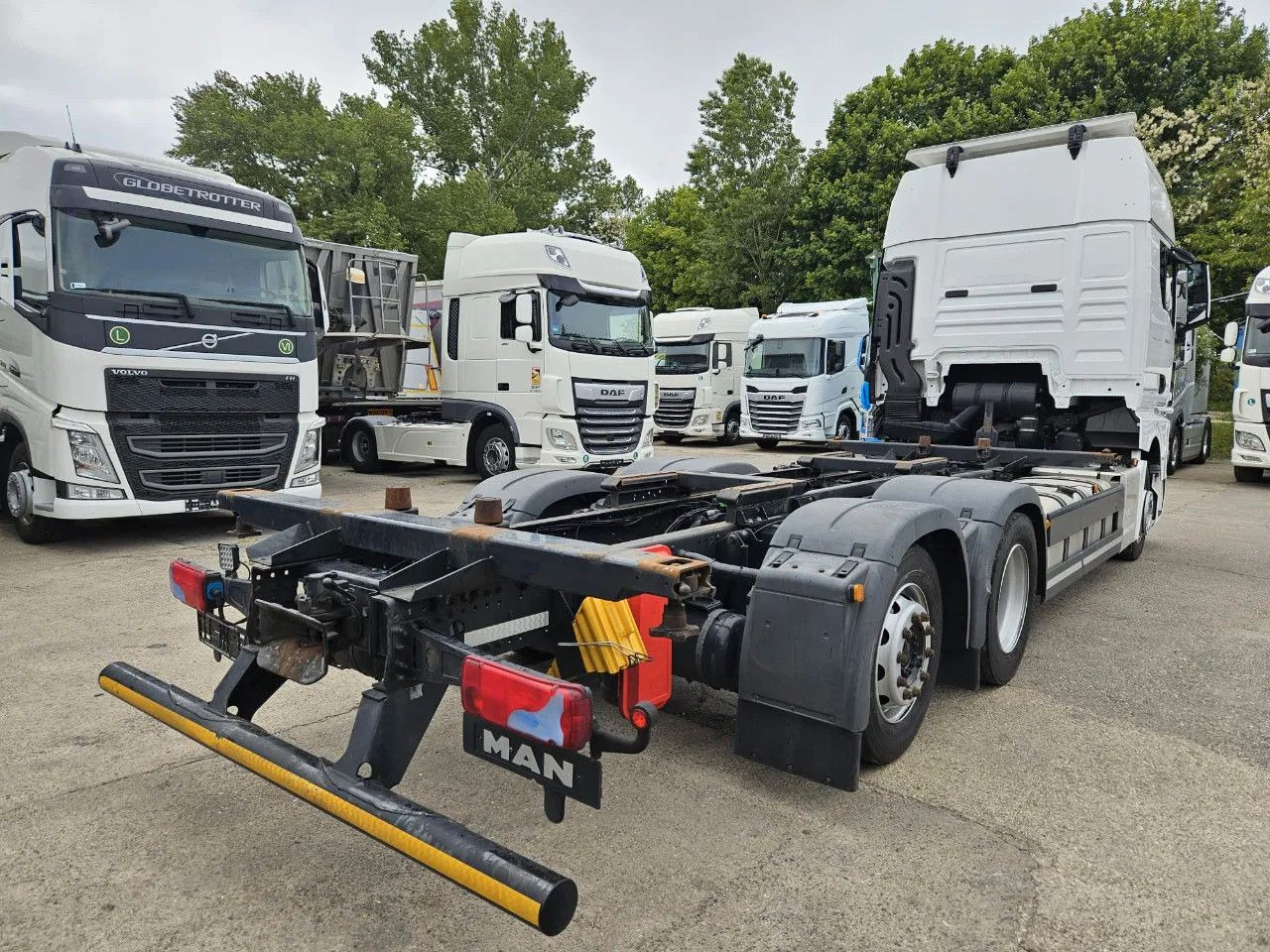 MAN TGX 26.470 XXL BDF 6x2 2 units, NAVI, Lift Axle - Грузовик-контейнеровоз/ Сменный кузов: фото 4 MAN TGX 26.470 XXL BDF 6x2 2 units, NAVI, Lift Axle - Грузовик-контейнеровоз/ Сменный кузов: фото 4