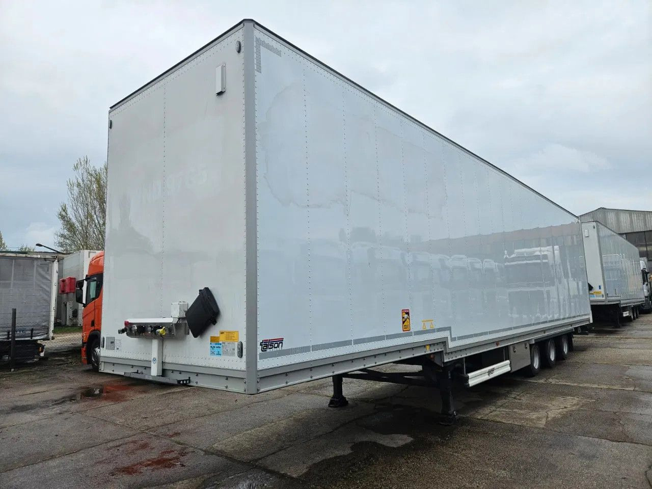 Talson F1227 Mega AIR Cargo Hydraroll Roller Bed 4 unit - Полуприцеп: фото 1 Talson F1227 Mega AIR Cargo Hydraroll Roller Bed 4 unit - Полуприцеп: фото 1