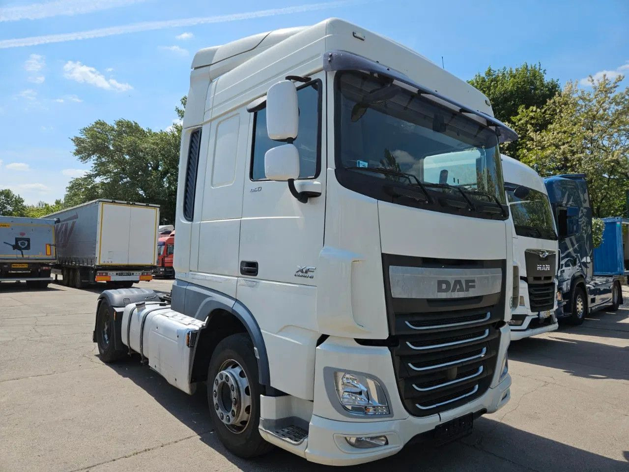 DAF XF 460 Space Cab Standklima 1 units - Тягач: фото 2 DAF XF 460 Space Cab Standklima 1 units - Тягач: фото 2