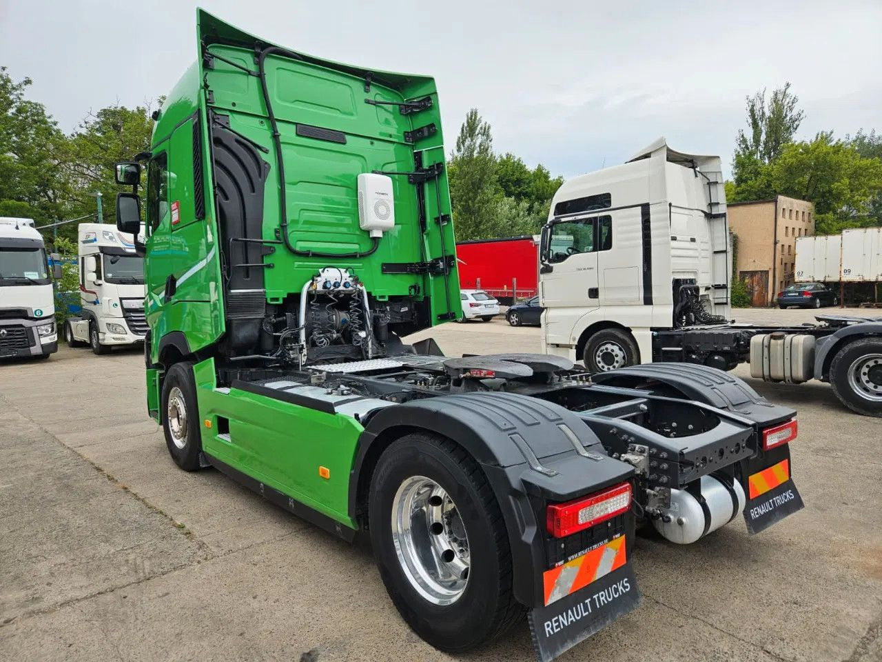 Renault T520 HSC, Navi, Standklima, Horns, Full Spoiler, - Тягач: фото 3 Renault T520 HSC, Navi, Standklima, Horns, Full Spoiler, - Тягач: фото 3
