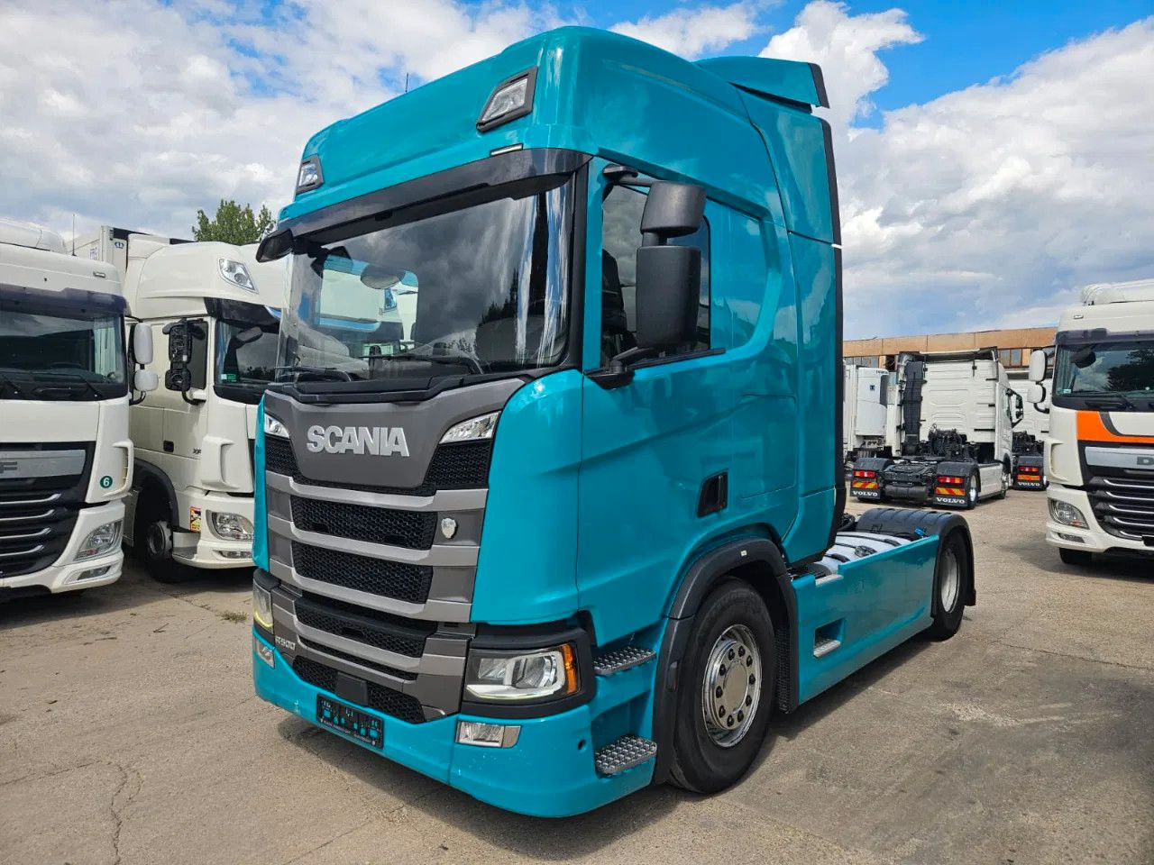 Scania R500 Standard-Turquoise-Standklima-Big NAVI-Hydr - Тягач: фото 1 Scania R500 Standard-Turquoise-Standklima-Big NAVI-Hydr - Тягач: фото 1