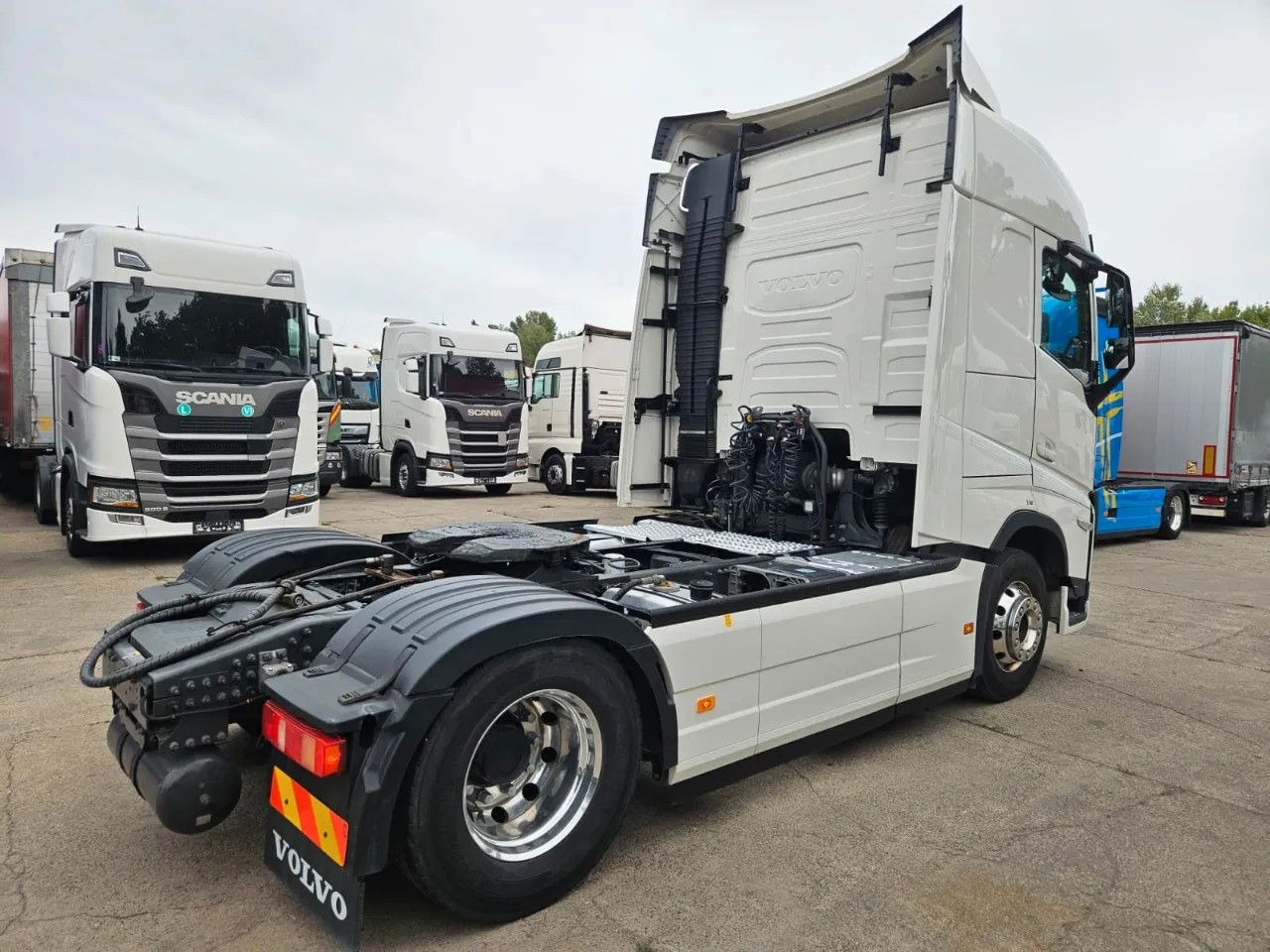 Volvo FH 460 Turbo Compound, I-Park, HYVA, Microwave, - Тягач: фото 4 Volvo FH 460 Turbo Compound, I-Park, HYVA, Microwave, - Тягач: фото 4