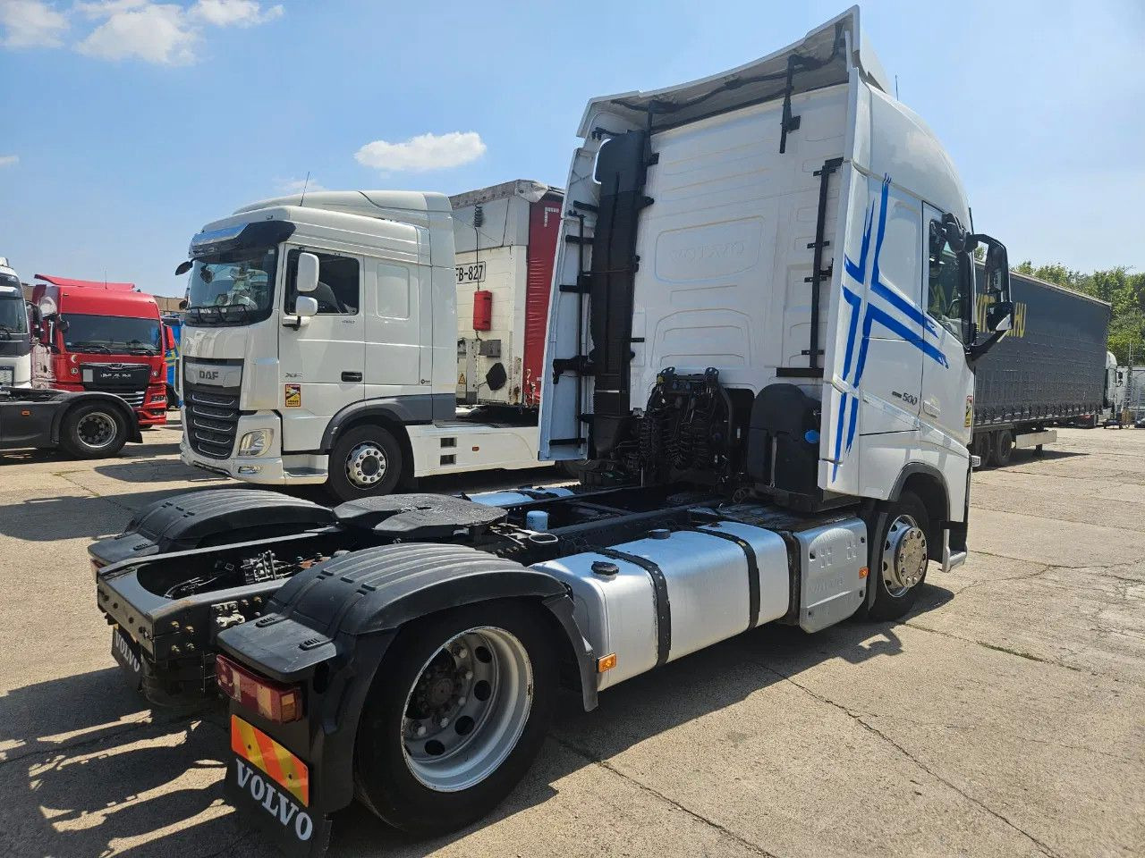 Volvo FH 500 Globe-Mega-I Park - Тягач: фото 3 Volvo FH 500 Globe-Mega-I Park - Тягач: фото 3