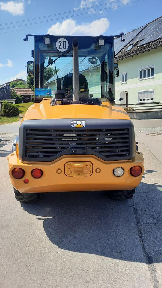 Cat 908M Radlader Hoflader Lader Schaufellader - Компактный фронтальный погрузчик: фото 4 Cat 908M Radlader Hoflader Lader Schaufellader - Компактный фронтальный погрузчик: фото 4