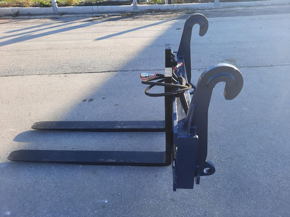 Palettengabel mit hydraulisch verstellb. Zinken Volvo L 50 - 90 - Вилы: фото 2 Palettengabel mit hydraulisch verstellb. Zinken Volvo L 50 - 90 - Вилы: фото 2