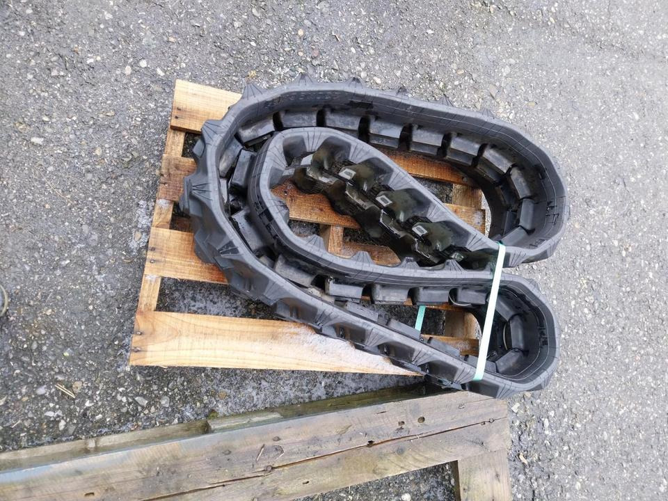 Neue Gummikette 230x96x35 Baggerkette Kette Caterpillar Takeuchi - Гусеница для Строительной техники: фото 3 Neue Gummikette 230x96x35 Baggerkette Kette Caterpillar Takeuchi - Гусеница для Строительной техники: фото 3