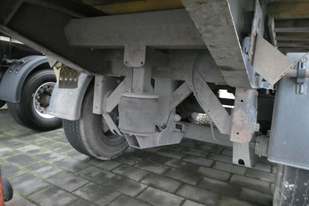 CARNEHL Kippauflieger CHKS A Kippauflieger - Самосвальный полуприцеп: фото 2 CARNEHL Kippauflieger CHKS A Kippauflieger - Самосвальный полуприцеп: фото 2