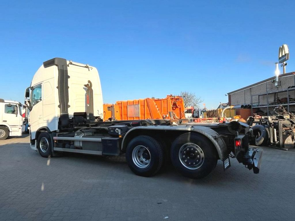Volvo FH 500 6x2 Abrollkipper Funkfernbedienung - Крюковой мультилифт: фото 3 Volvo FH 500 6x2 Abrollkipper Funkfernbedienung - Крюковой мультилифт: фото 3
