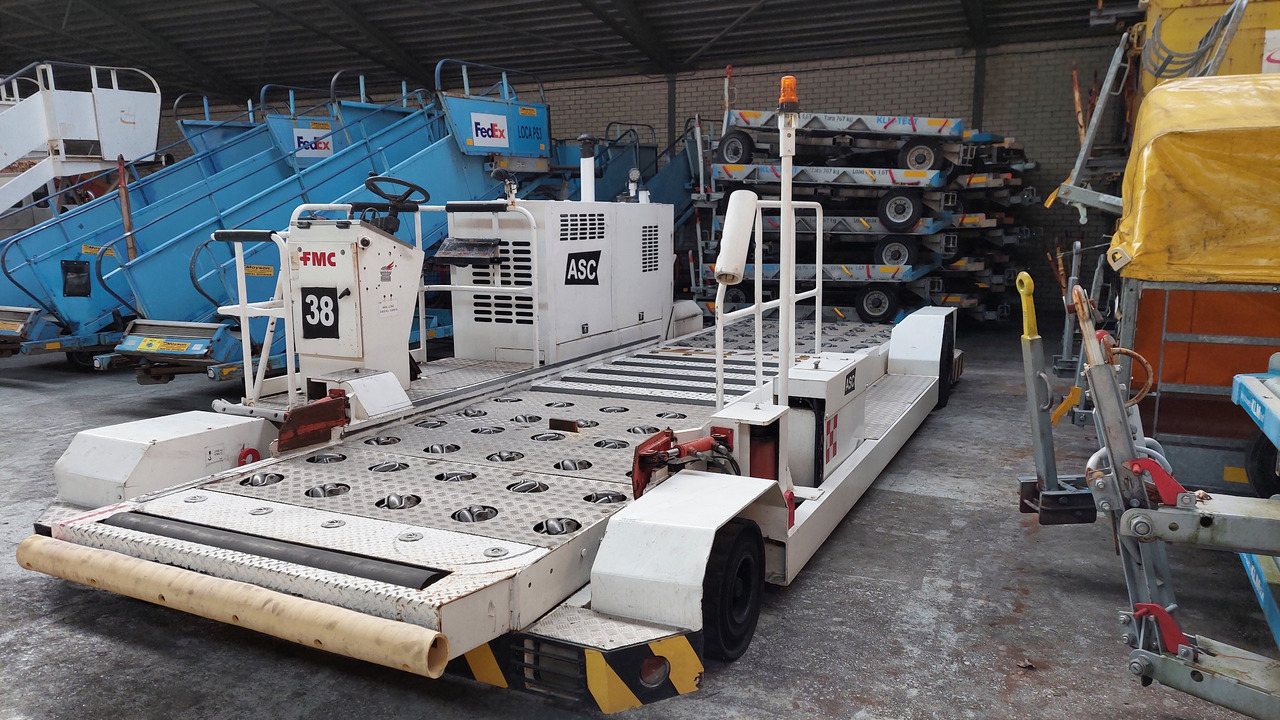 CLT-8 FMC Speedloader - Перегружатель контейнеров и паллет: фото 1 CLT-8 FMC Speedloader - Перегружатель контейнеров и паллет: фото 1