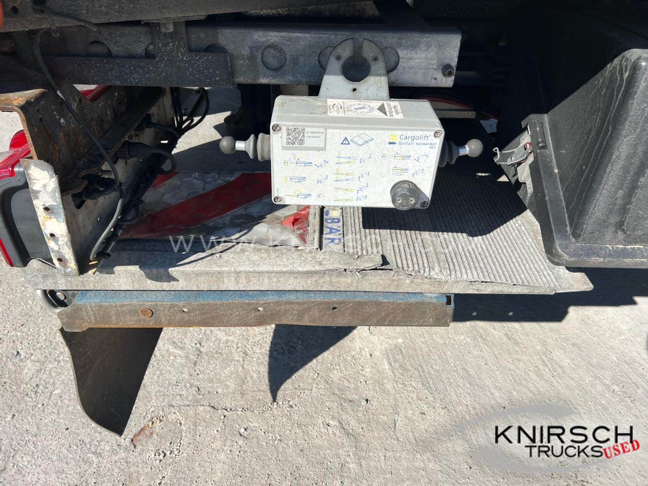 SCHMITZ SKO 24 Doppelstock, LBW 2000 kg, Liftachse - Изотермический полуприцеп: фото 2 SCHMITZ SKO 24 Doppelstock, LBW 2000 kg, Liftachse - Изотермический полуприцеп: фото 2