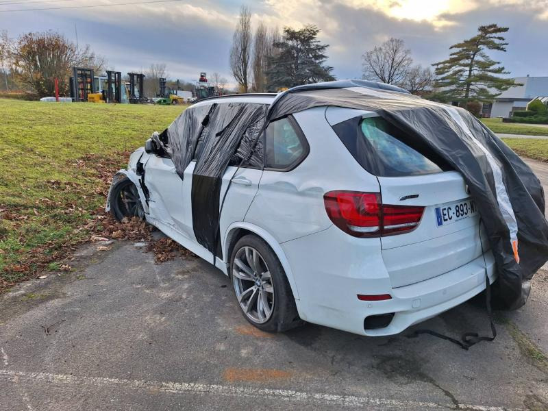 BMW X5 - Легковой автомобиль: фото 3 BMW X5 - Легковой автомобиль: фото 3