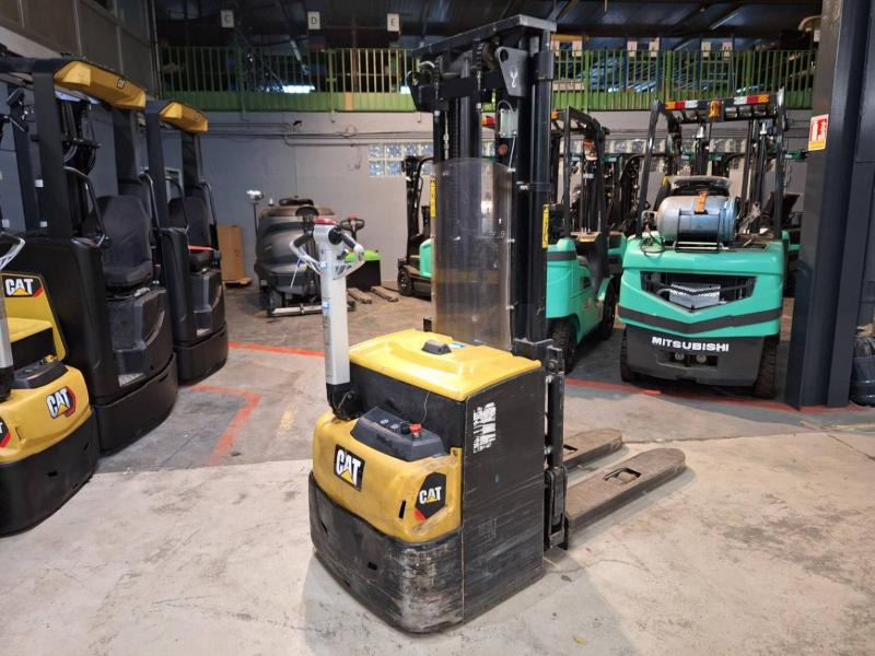 Caterpillar NSP16N2 - Штабелер: фото 5 Caterpillar NSP16N2 - Штабелер: фото 5