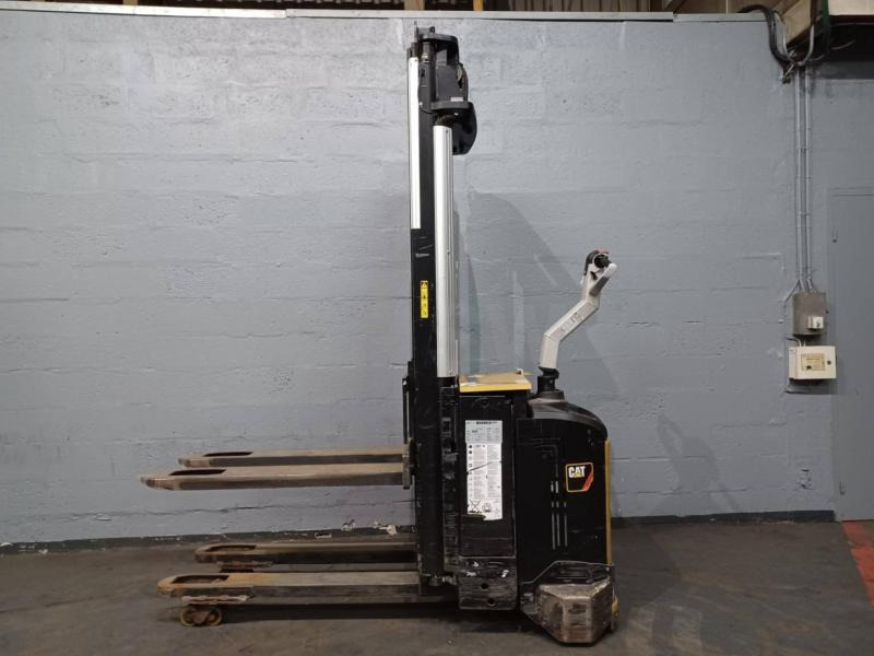 Caterpillar NSV16Ni - Штабелер: фото 1 Caterpillar NSV16Ni - Штабелер: фото 1