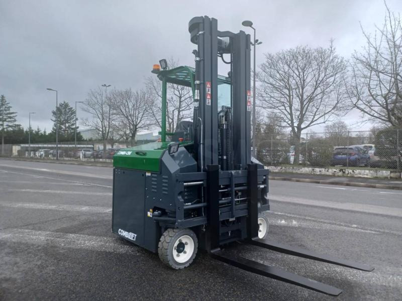 Combilift CBE3000 - Четырехсторонний погрузчик: фото 3 Combilift CBE3000 - Четырехсторонний погрузчик: фото 3
