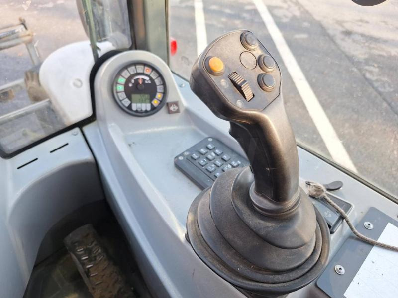 Колёсный погрузчик Kramer 1150: фото 16