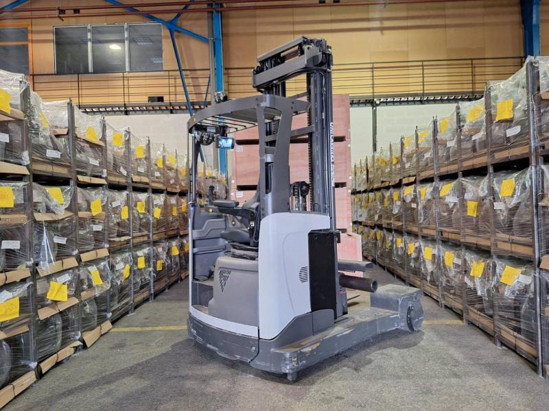 UniCarriers 250DTFVRE635UFW - Четырехсторонний погрузчик: фото 5 UniCarriers 250DTFVRE635UFW - Четырехсторонний погрузчик: фото 5