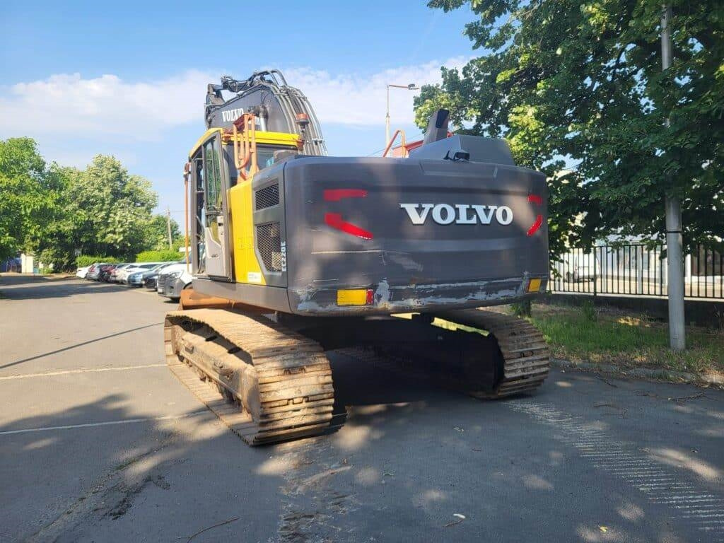 Volvo EC220EL - Гусеничный экскаватор: фото 3 Volvo EC220EL - Гусеничный экскаватор: фото 3
