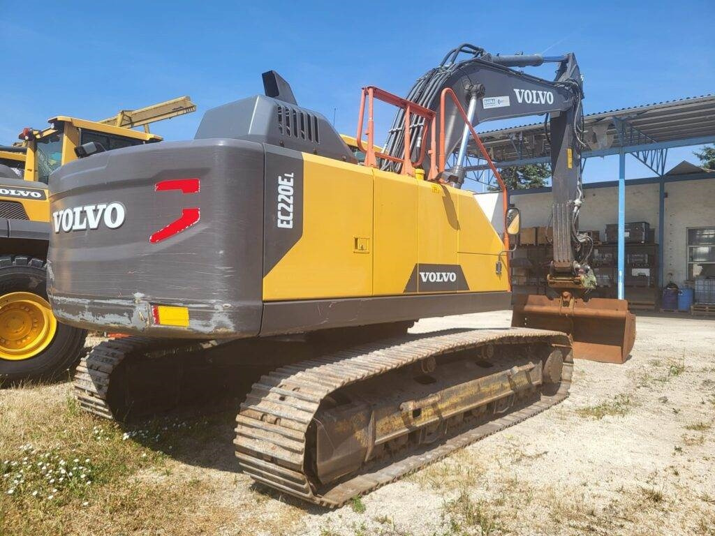 Volvo EC220EL - Гусеничный экскаватор: фото 2 Volvo EC220EL - Гусеничный экскаватор: фото 2