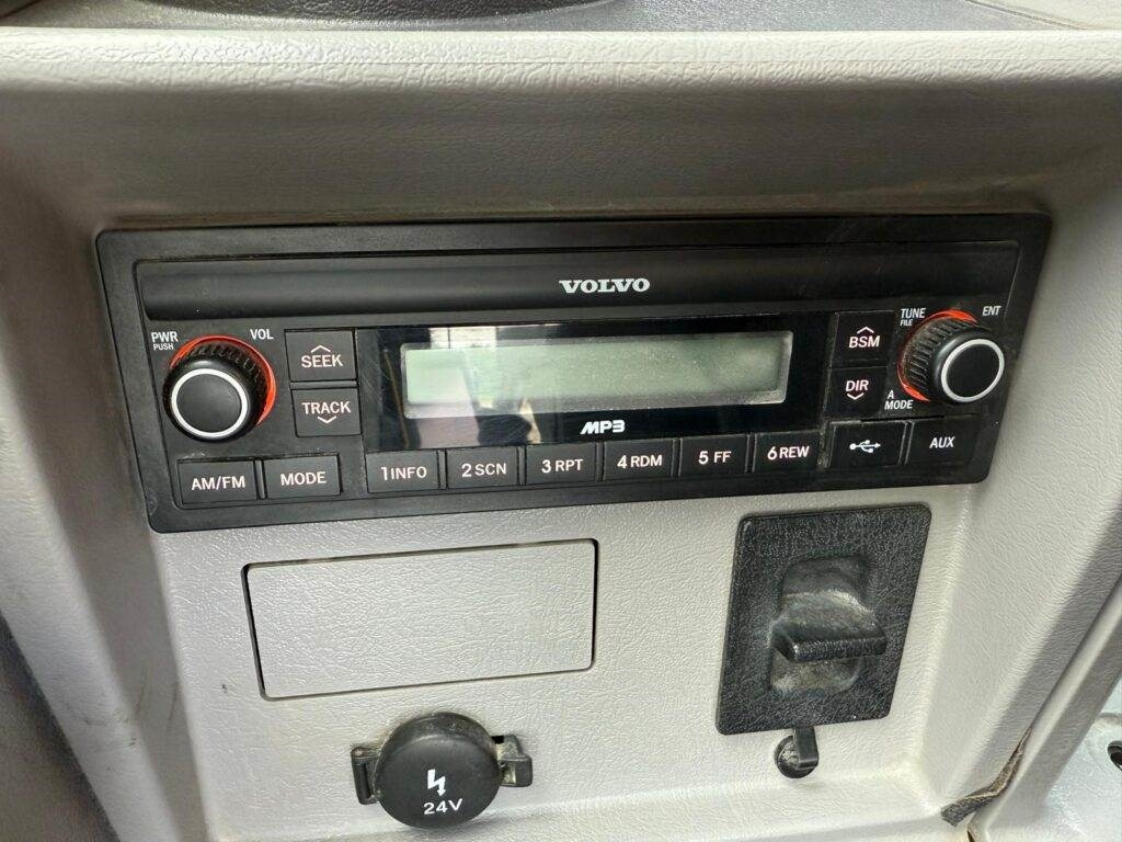 Гусеничный экскаватор Volvo EC380ENL: фото 24