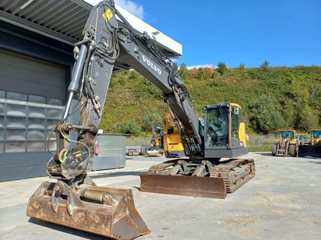 Volvo ECR235EL - Гусеничный экскаватор: фото 4 Volvo ECR235EL - Гусеничный экскаватор: фото 4