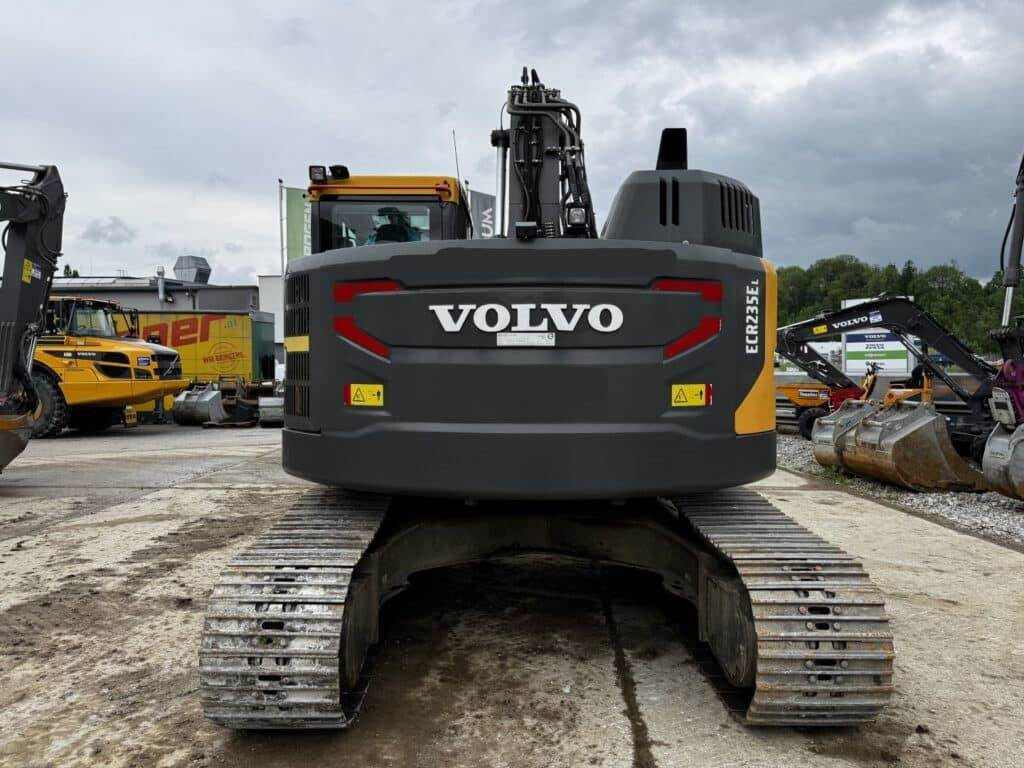 Volvo ECR235EL - Гусеничный экскаватор: фото 5 Volvo ECR235EL - Гусеничный экскаватор: фото 5