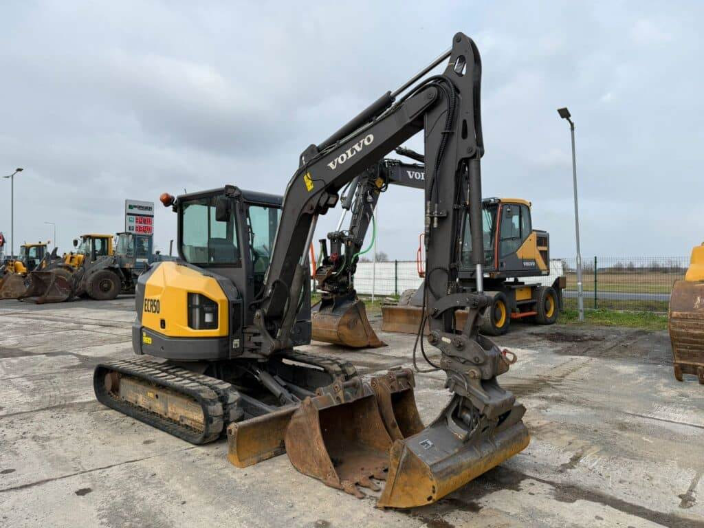 Volvo ECR50F - Мини-экскаватор: фото 2 Volvo ECR50F - Мини-экскаватор: фото 2