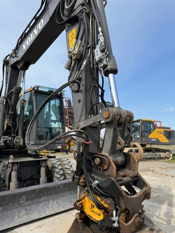 Volvo EWR150E - Колёсный экскаватор: фото 5 Volvo EWR150E - Колёсный экскаватор: фото 5