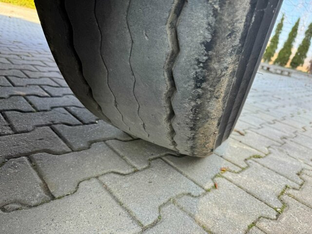 Carnehl CHKS/HH Kipperauflieger THERMO - Самосвальный полуприцеп: фото 4 Carnehl CHKS/HH Kipperauflieger THERMO - Самосвальный полуприцеп: фото 4