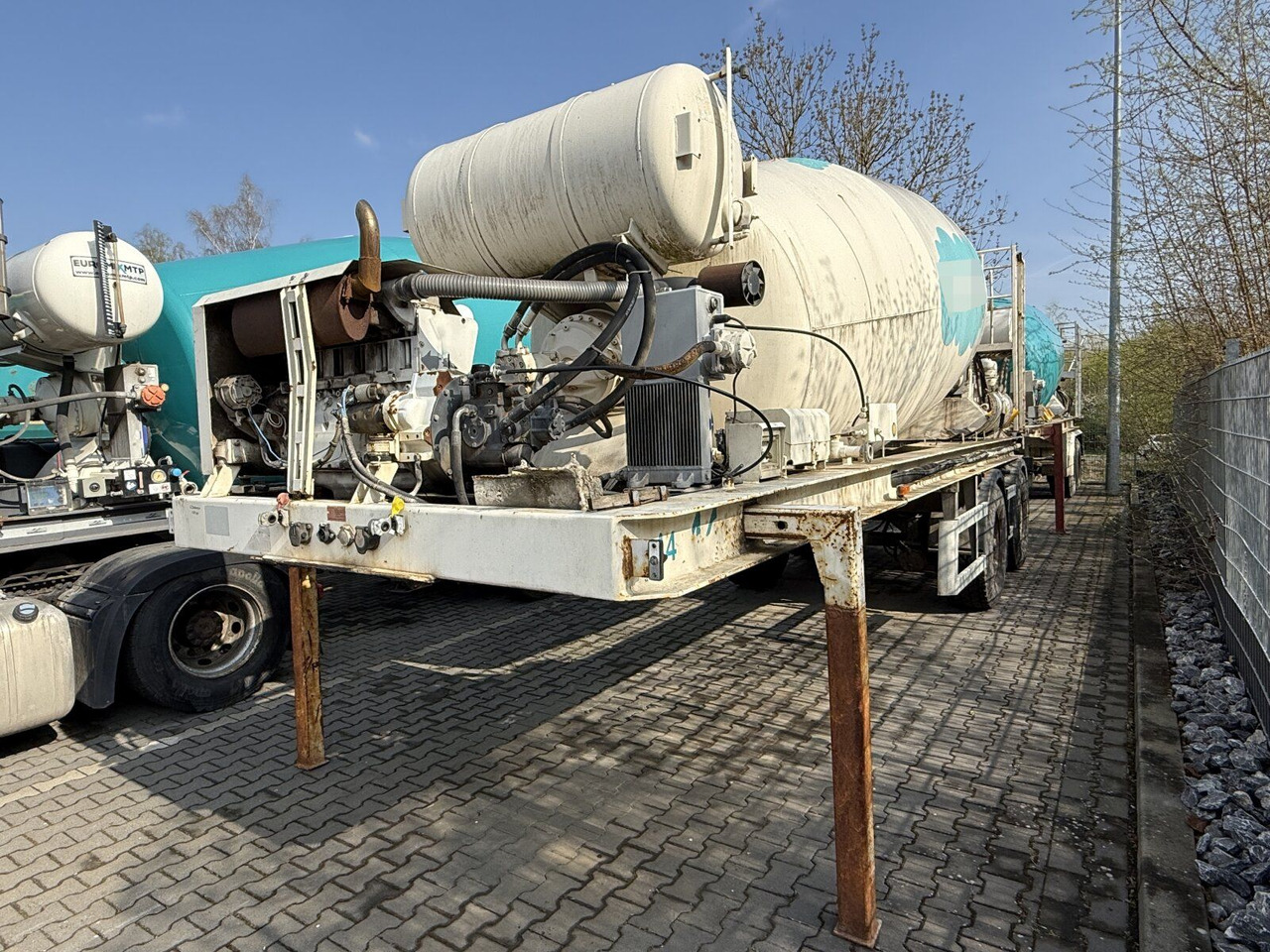Intermix 10 m³ Betonmischer Auflieger mit Motor - Автобетоносмеситель: фото 4 Intermix 10 m³ Betonmischer Auflieger mit Motor - Автобетоносмеситель: фото 4