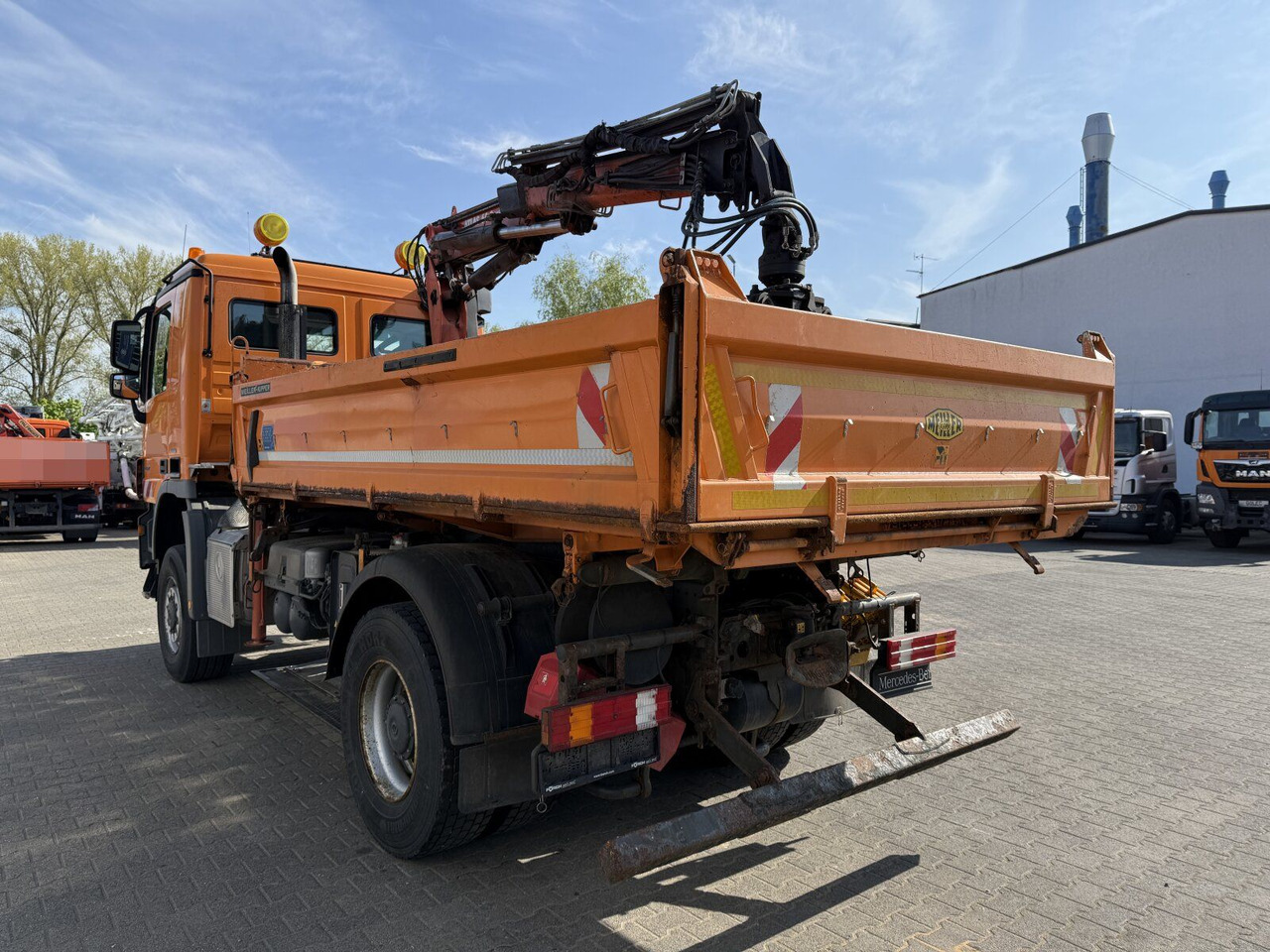 Mercedes-Benz ACTROS 2044 4x4 Kipper Kran ATLAS 65.2 A2L - Самосвал, Автоманипулятор: фото 5 Mercedes-Benz ACTROS 2044 4x4 Kipper Kran ATLAS 65.2 A2L - Самосвал, Автоманипулятор: фото 5