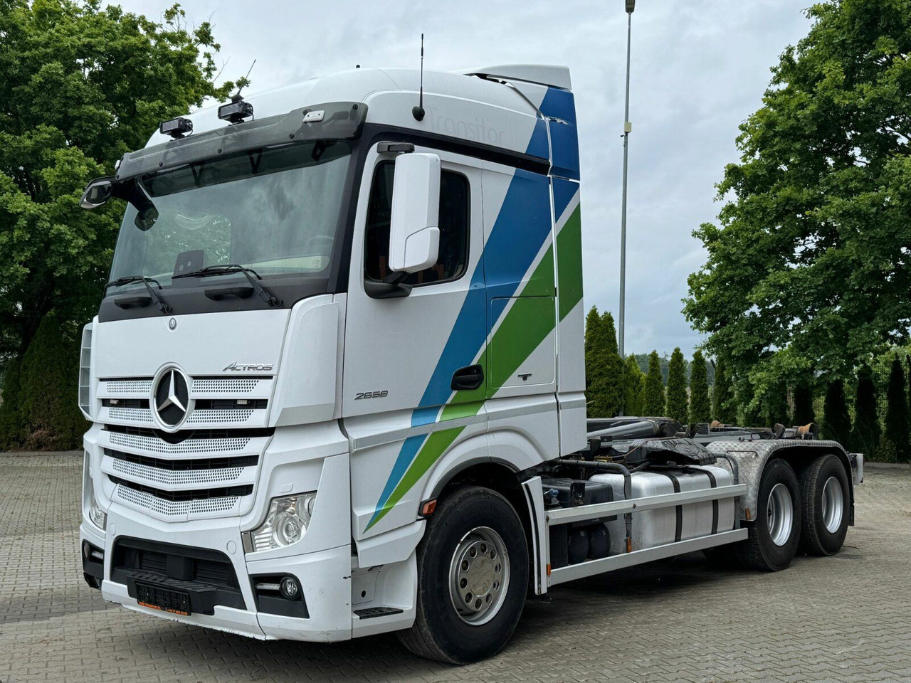 Mercedes-Benz ACTROS 2658 6x2 Abrollkipper MEILLER RK 26.67K - Крюковой мультилифт: фото 2 Mercedes-Benz ACTROS 2658 6x2 Abrollkipper MEILLER RK 26.67K - Крюковой мультилифт: фото 2
