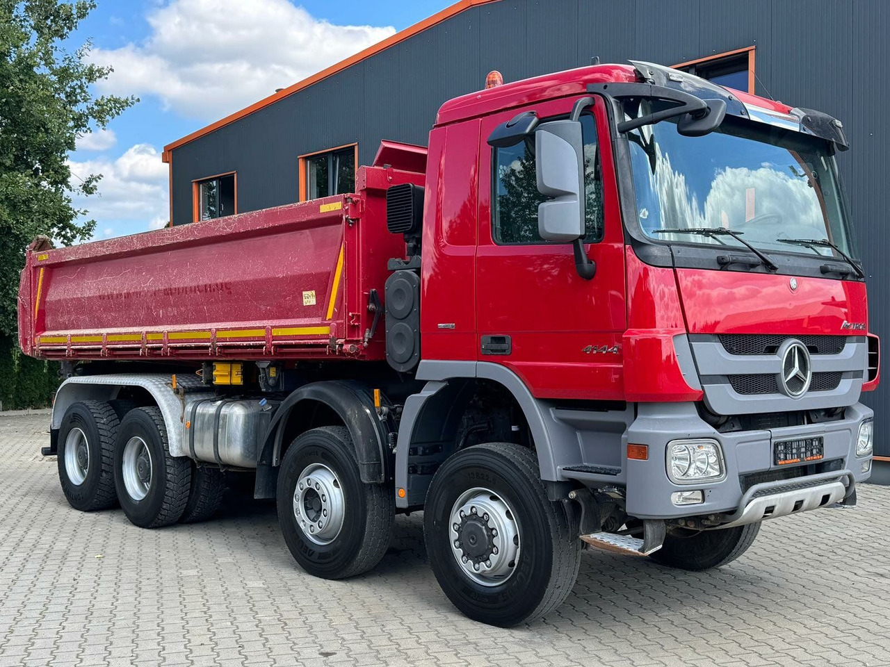 Mercedes-Benz ACTROS 4144 8x6 EURO5 Kipper mit Bordmatik - Самосвал: фото 2 Mercedes-Benz ACTROS 4144 8x6 EURO5 Kipper mit Bordmatik - Самосвал: фото 2