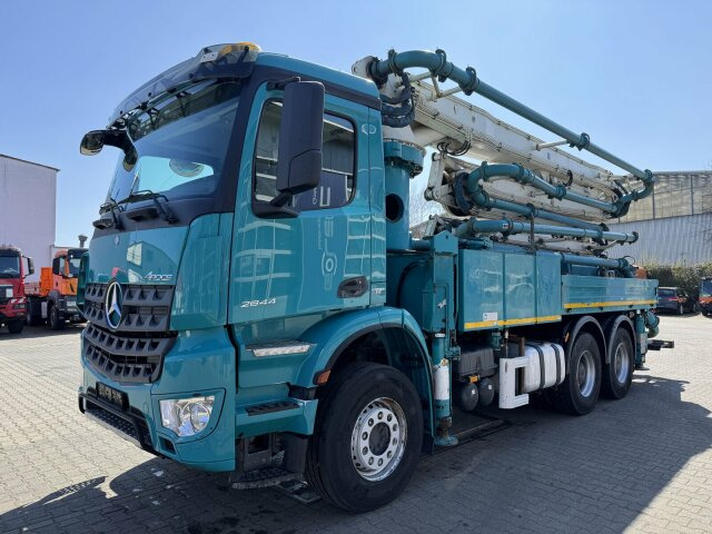 Автобетононасос Mercedes-Benz AROCS 2844 6x4 Euro 6 Betonpumpe SERMAC 5Z33: фото 8 Автобетононасос Mercedes-Benz AROCS 2844 6x4 Euro 6 Betonpumpe SERMAC 5Z33: фото 8
