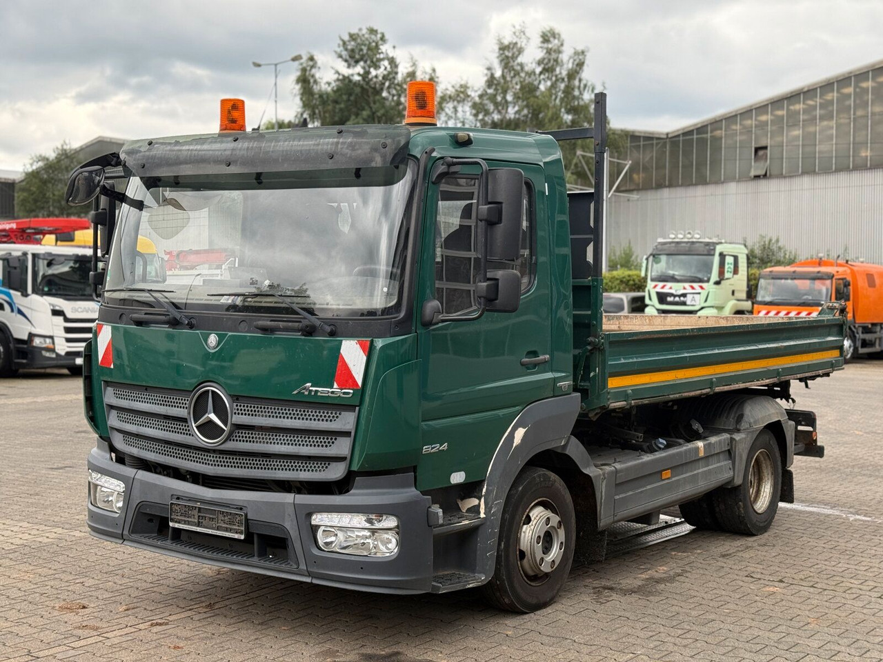 Mercedes-Benz ATEGO 824 4x2 BB Dreiseitenkipper MEILLER - Малотоннажный самосвал: фото 2 Mercedes-Benz ATEGO 824 4x2 BB Dreiseitenkipper MEILLER - Малотоннажный самосвал: фото 2