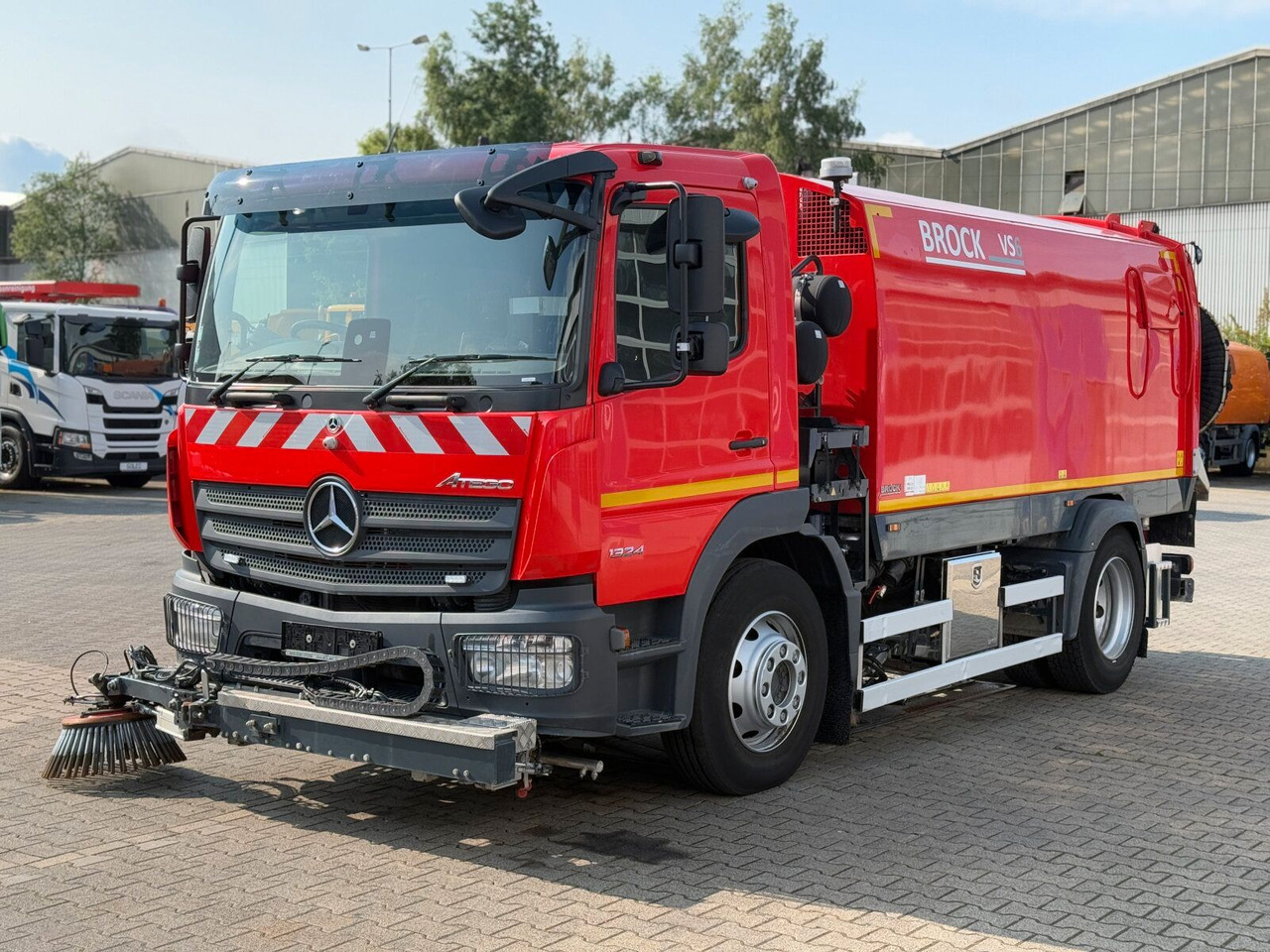Mercedes-Benz Atego 1324 4x2 Kehrmaschine BROCK HD Anlage - Подметально-уборочная машина: фото 2 Mercedes-Benz Atego 1324 4x2 Kehrmaschine BROCK HD Anlage - Подметально-уборочная машина: фото 2
